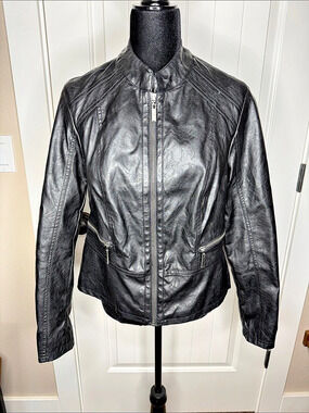 APT. 9 Black imitation Leather Moto Jacket Size Medium Like New